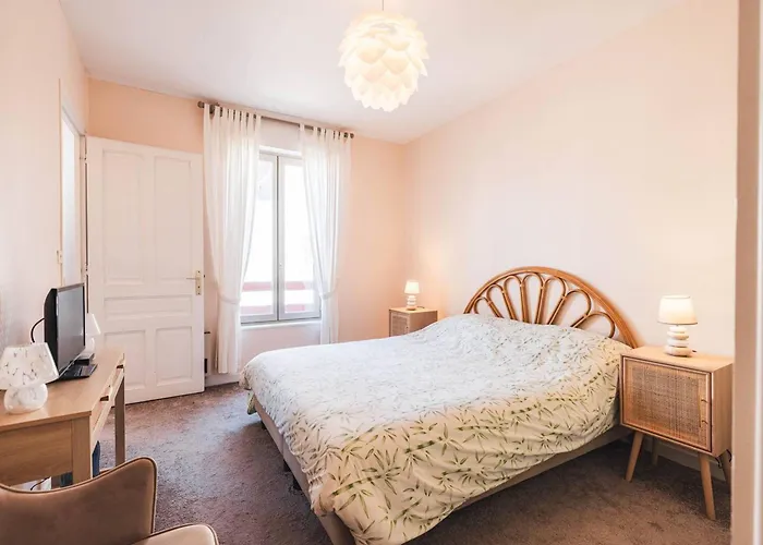 Apartment Lumineux 75 M², Centre-ville, Parking, Wifi, 7 Couchages - Fr-1-821-32
