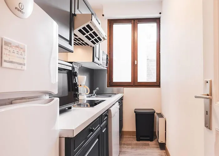 Lumineux 75 M², Centre-ville, Parking, Wifi, 7 Couchages - Fr-1-821-32 Apartment